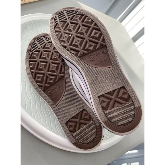 Converse Chuck Taylor All Star Canvas High Top Sneaker W8 M10 Lace Up Streetwear - Picture 9 of 10